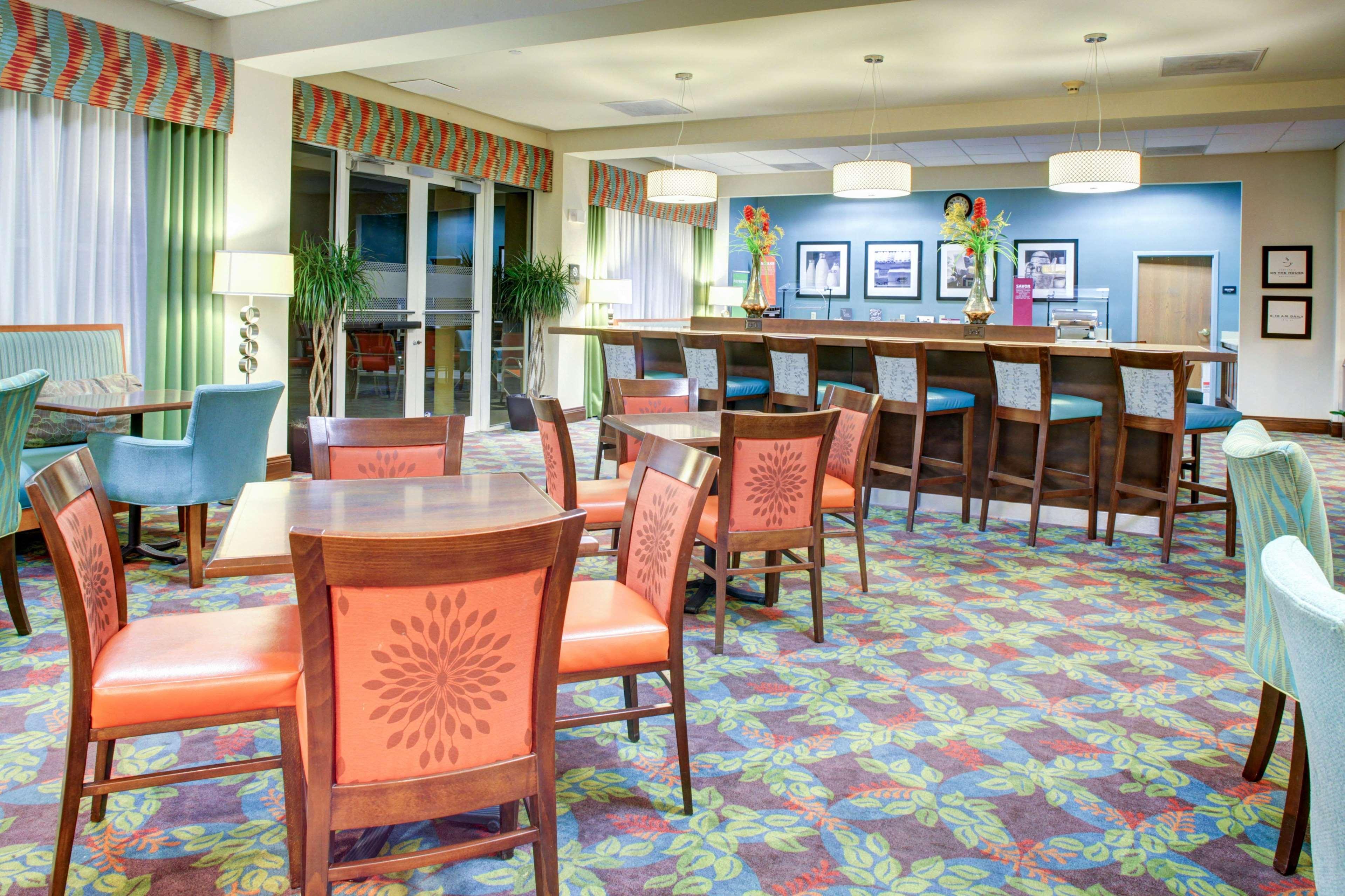 Hampton Inn Pembroke Pines Exterior photo