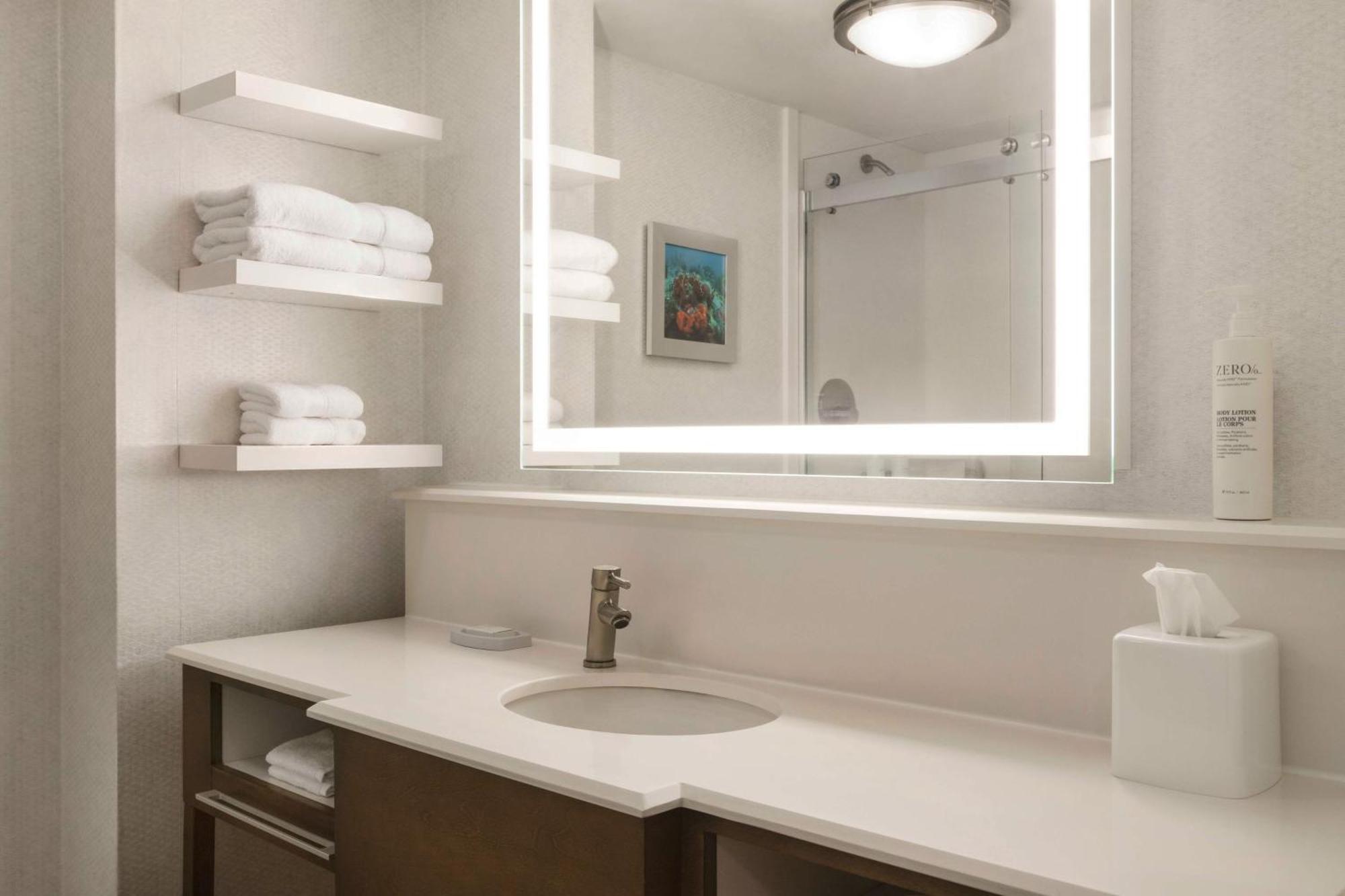 Hampton Inn Pembroke Pines Exterior photo